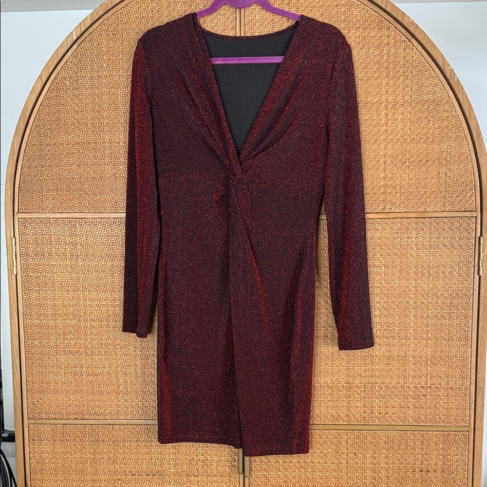 Chic Burgundy Long-Sleeve Dress